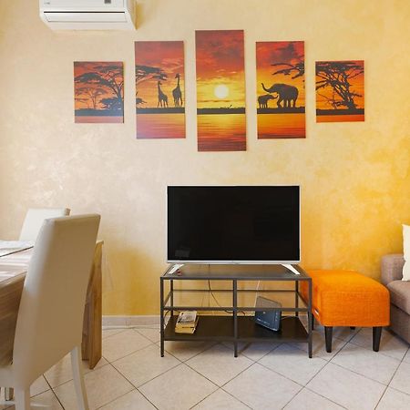 Udine M2 Balcony Apt Apartment Milan Bagian luar foto
