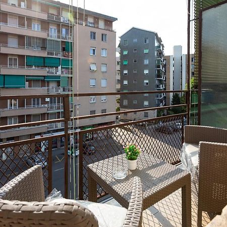 Udine M2 Balcony Apt Apartment Milan Bagian luar foto