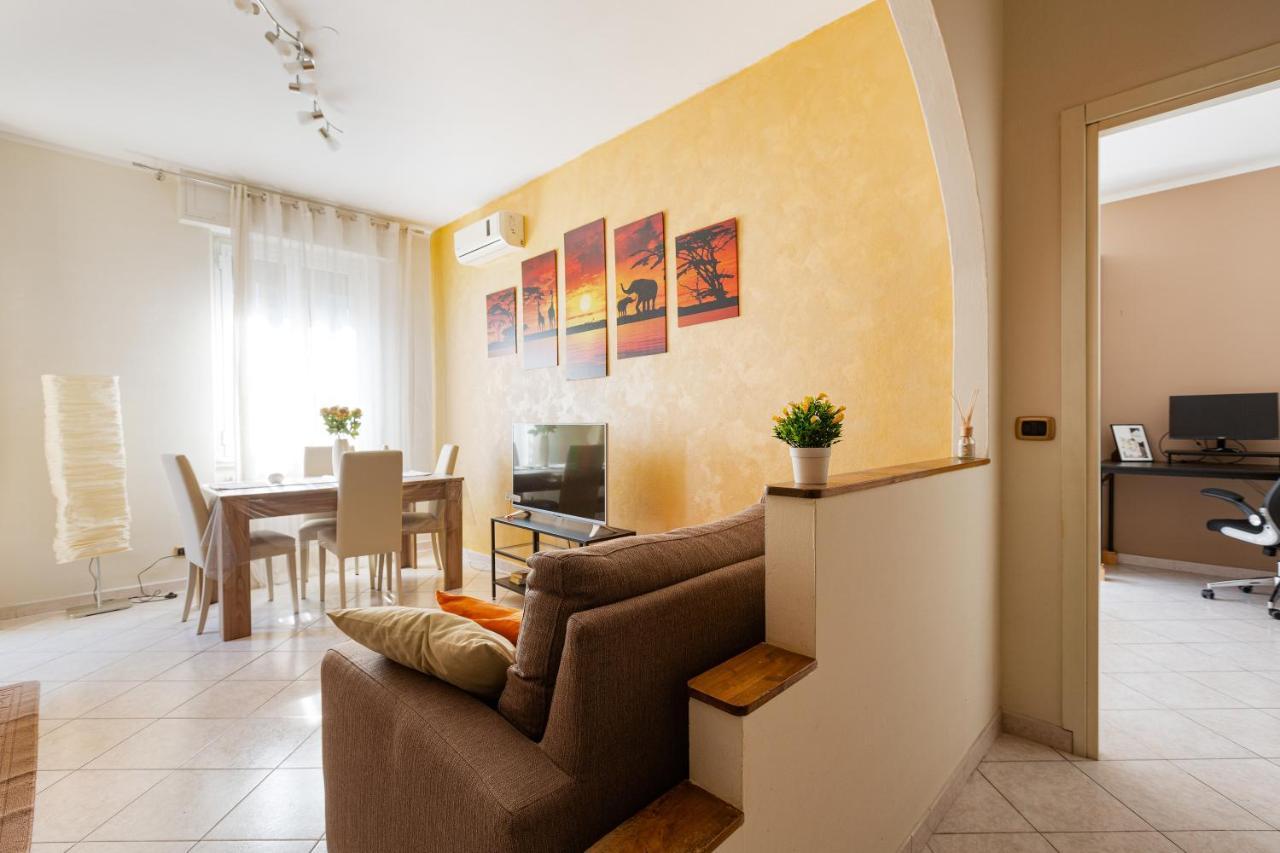 Udine M2 Balcony Apt Apartment Milan Bagian luar foto