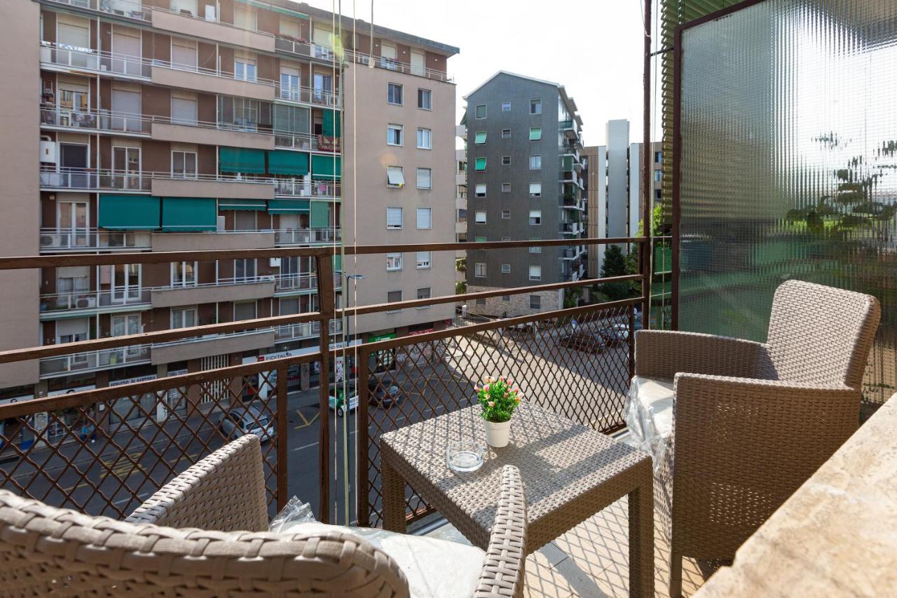 Udine M2 Balcony Apt Apartment Milan Bagian luar foto