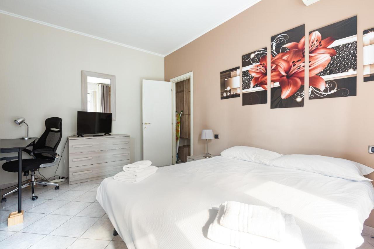 Udine M2 Balcony Apt Apartment Milan Bagian luar foto
